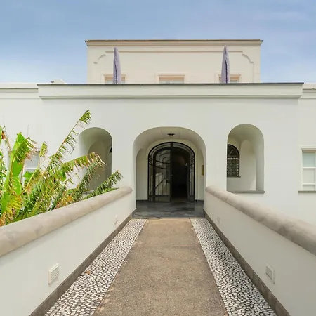 Palazzo - Seaview *