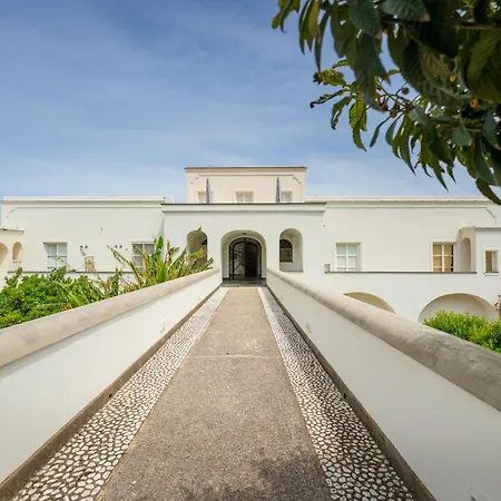 Palazzo - Seaview Holiday home *